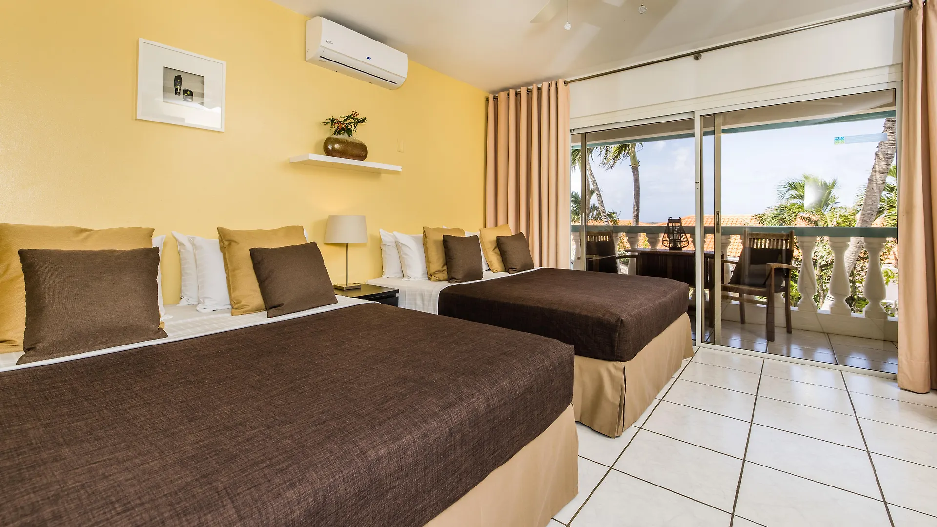 Апарт-отель Paradera Park Aruba Ораньестад