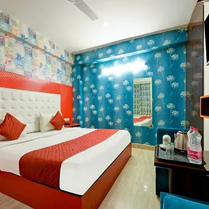 Hotel Majestic Park At Airport